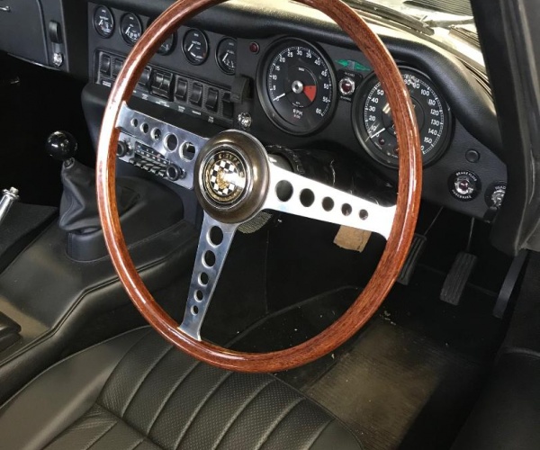 steering_wheel_1